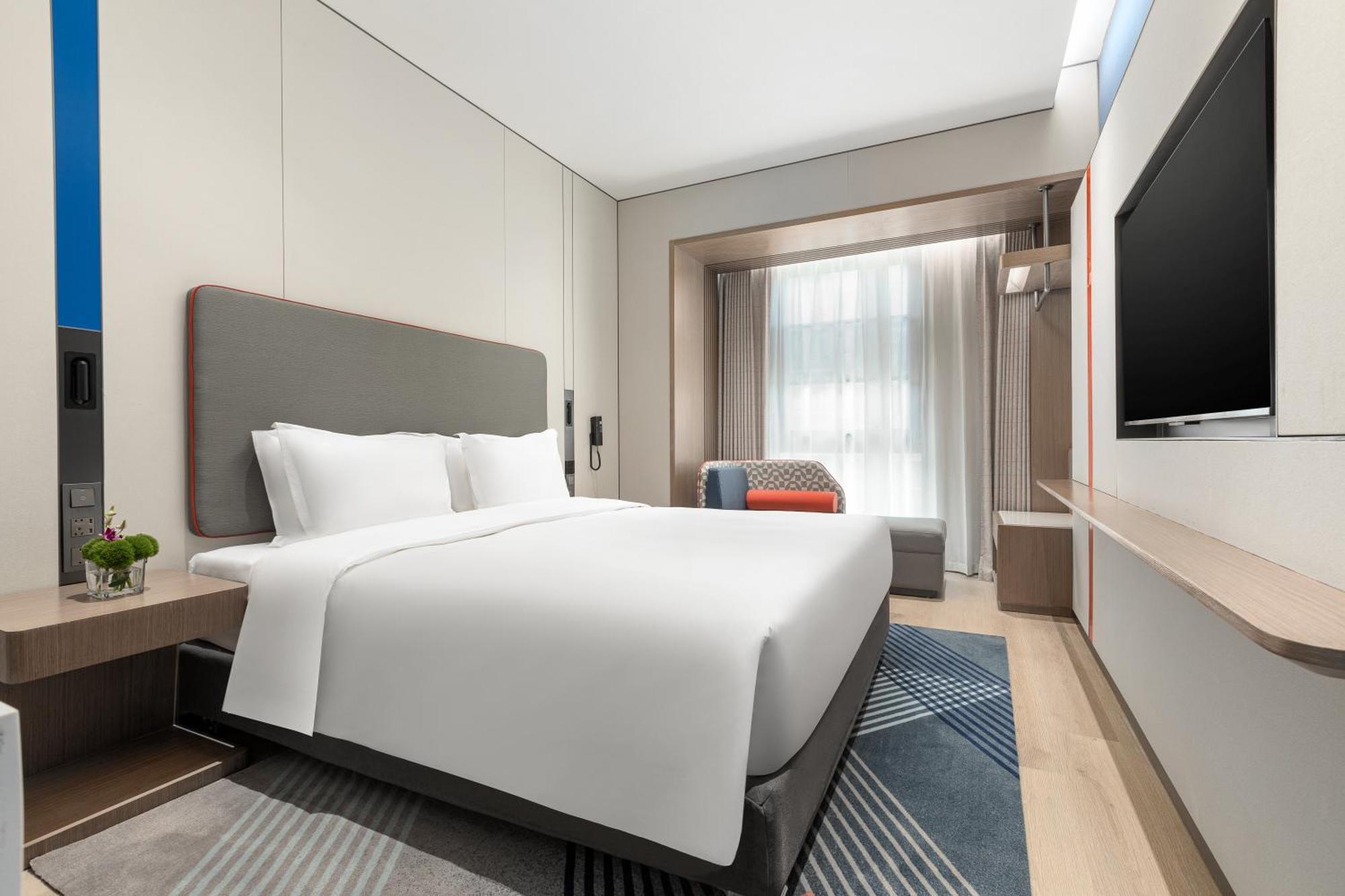 Holiday Inn Express Changfeng Park Shanghai Extérieur photo