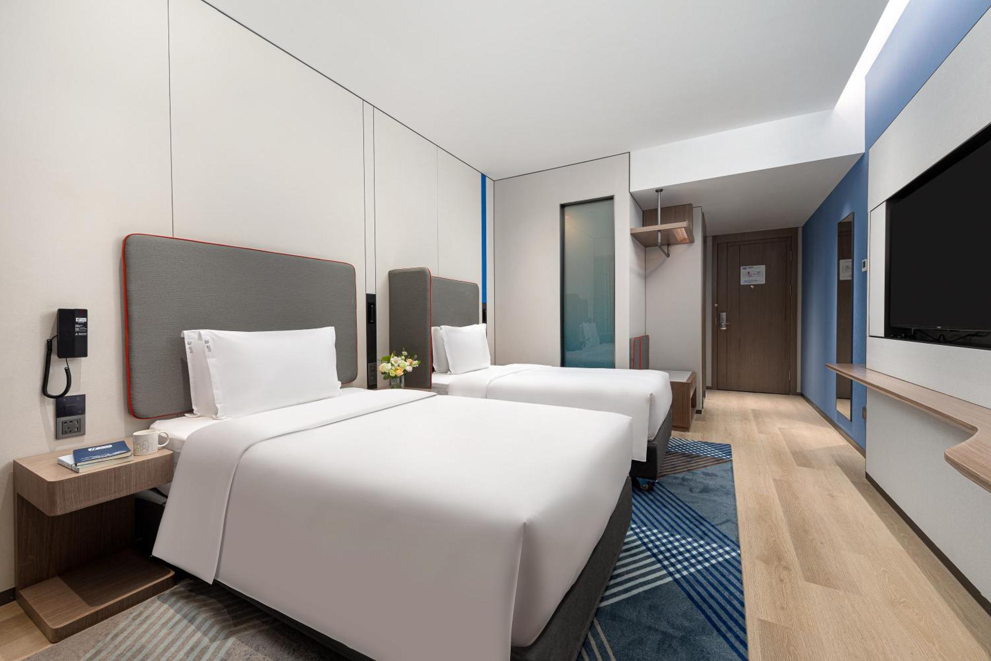 Holiday Inn Express Changfeng Park Shanghai Extérieur photo