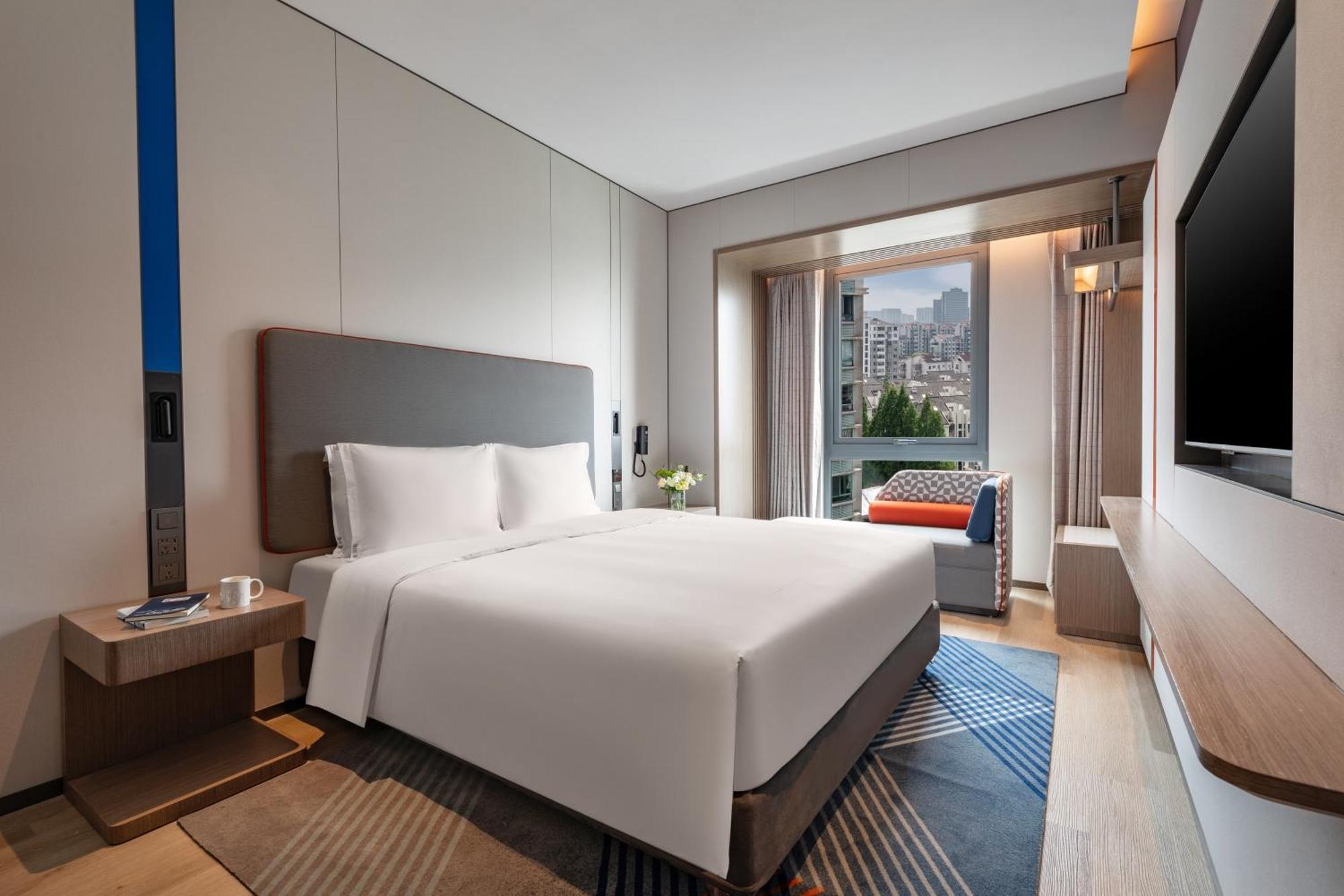 Holiday Inn Express Changfeng Park Shanghai Extérieur photo